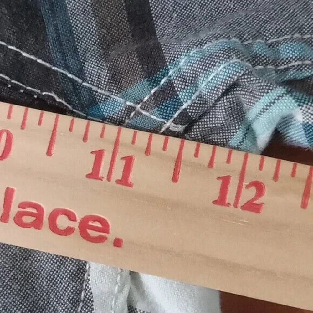 Hurley men's size 30 plaid shorts * - Picture 9 of 11